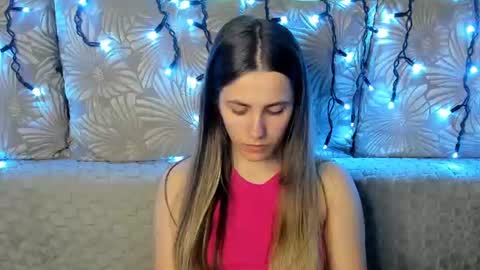 Maggie online show from 06-10-26, 02:01