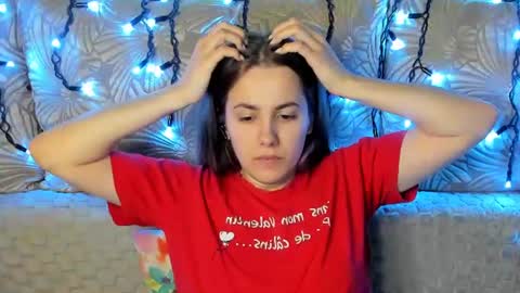 Maggie online show from 07-12-26, 01:40