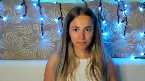 Maggie online show from 08-07-26, 02:24