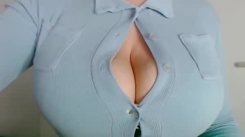 Maggie   online show from 01-24-25, 12:31