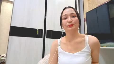 Snapshot of maggiesenko chatting on 06-06-26, 07:24 Meg online show from 06-06-26, 07:24