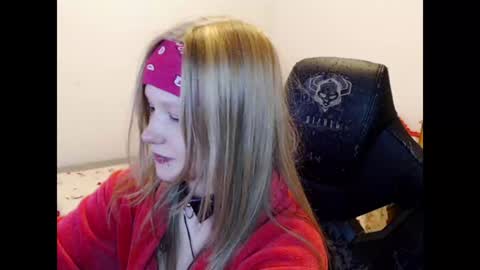 Snapshot of maggieswaggy chatting on 01-19-25, 09:34 Magdalene Swaggy online show from 01-19-25, 09:34