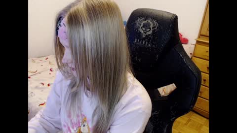 Snapshot of maggieswaggy chatting on 01-21-25, 07:28 Magdalene Swaggy online show from 01-21-25, 07:28