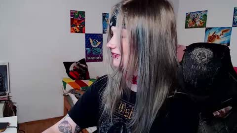 Snapshot of maggieswaggy chatting on 10-10-25, 10:31 Magdalene Swaggy online show from 10-10-25, 10:31