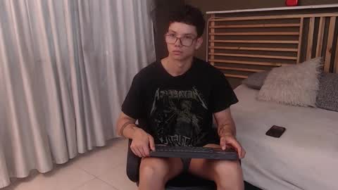 Damian Rivers online show from 11-26-25, 06:20