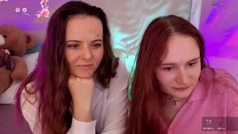 Snapshot of magic_bunnyy chatting on 06-08-26, 06:58 Milly online show from 06-08-26, 06:58