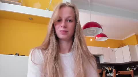 Snapshot of magic_couple13 chatting on 07-03-26, 12:44 Alice online show from 07-03-26, 12:44