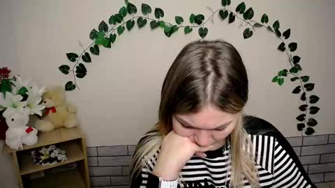 magic_katarina_ online show from 12-23-24, 07:38