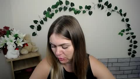 magic_katarina_ online show from 09-10-25, 06:46