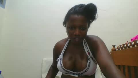 Snapshot of magic_koko3 chatting on 10-24-25, 11:23 magic_koko3 online show from 10-24-25, 11:23