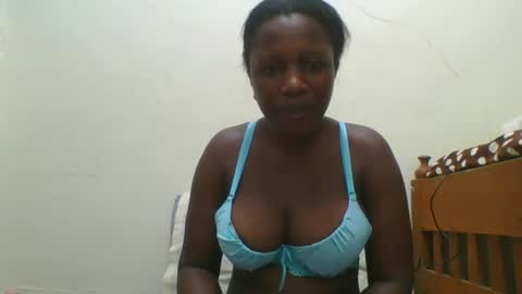 Snapshot of magic_koko3 chatting on 10-26-25, 01:00 magic_koko3 online show from 10-26-25, 01:00