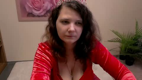 Snapshot of magic_kristy chatting on 07-15-26, 07:02 Kristy online show from 07-15-26, 07:02