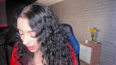 Snapshot of magic_marg chatting on 10-03-25, 10:18 Marge online show from 10-03-25, 10:18