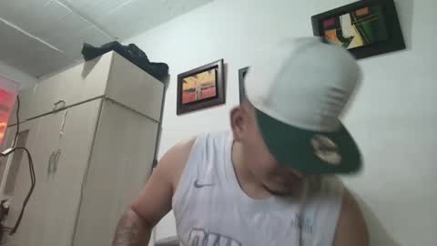 Snapshot of magic_milk23 chatting on 11-06-25, 02:45 magic_milk23 online show from 11-06-25, 02:45