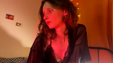 Snapshot of magic_mini_moon chatting on 02-01-25, 07:23 Mikky or Moon online show from 02-01-25, 07:23