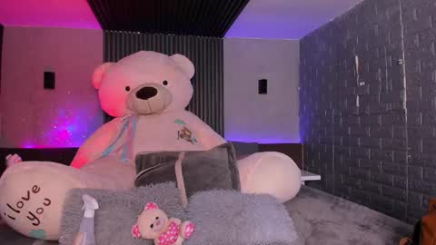 Snapshot of magic_rouse chatting on 02-22-26, 04:57 M Rss online show from 02-22-26, 04:57