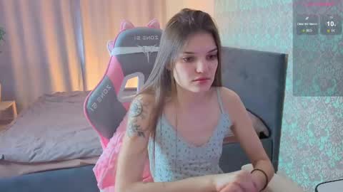 Snapshot of magic_shy chatting on 05-09-26, 01:55 Merry online show from 05-09-26, 01:55