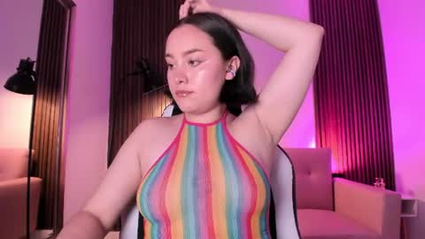 Snapshot of magic_vera chatting on 07-11-26, 03:53 Vera online show from 07-11-26, 03:53