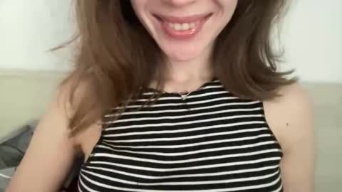 magicgirl50053 online show from 04-19-26, 02:16