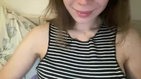 magicgirl50053 online show from 04-23-26, 06:21