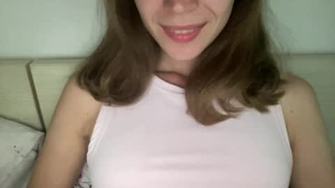 Snapshot of magicgirl50053 chatting on 06-22-26, 04:37 magicgirl50053 online show from 06-22-26, 04:37