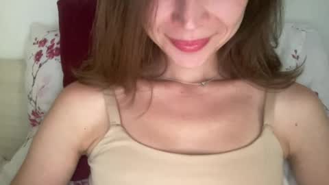Snapshot of magicgirl50053 chatting on 06-25-26, 05:06 magicgirl50053 online show from 06-25-26, 05:06