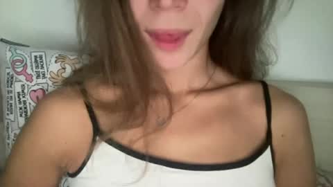 Snapshot of magicgirl50053 chatting on 08-03-26, 04:22 magicgirl50053 online show from 08-03-26, 04:22
