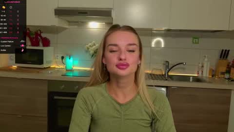 MagicLove online show from 09-11-25, 01:49