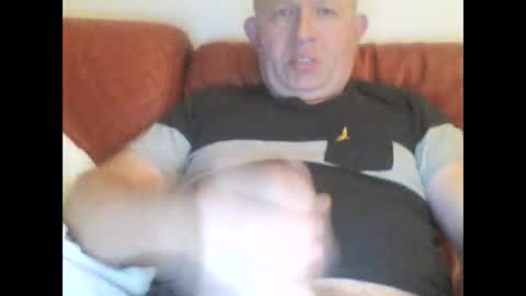 magicman250 online show from 09-28-25, 02:39