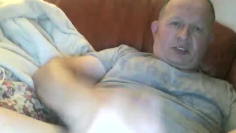 Snapshot of magicman250 chatting on 06-10-26, 10:19 magicman250 online show from 06-10-26, 10:19