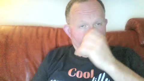 Snapshot of magicman250 chatting on 06-16-26, 07:49 magicman250 online show from 06-16-26, 07:49