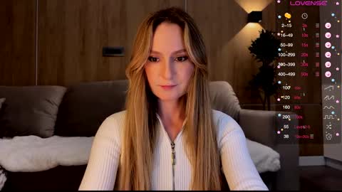 Snapshot of magicpeaach chatting on 02-08-25, 04:36 magicpeaach online show from 02-08-25, 04:36