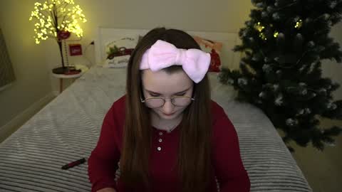 Emily online show from 12-09-24, 02:17