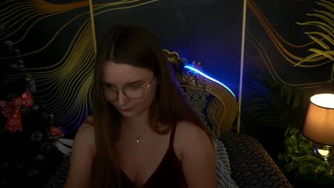 Emily online show from 01-01-25, 10:54