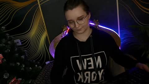 Emily online show from 01-17-25, 05:08