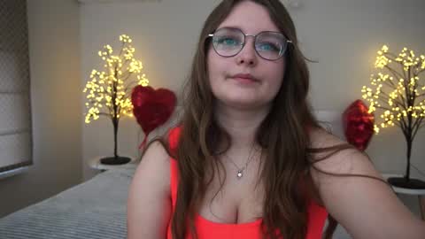 Emily online show from 03-11-25, 07:04