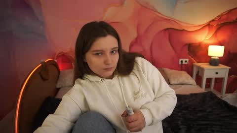 Emily online show from 10-02-25, 06:20