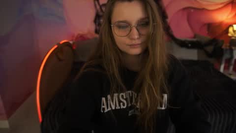 Emily online show from 10-21-25, 05:41