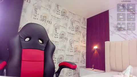 Snapshot of magievans1 chatting on 02-25-25, 12:13 magievans1 online show from 02-25-25, 12:13