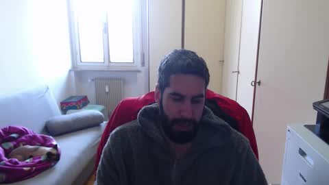 Snapshot of magistermat_ chatting on 12-20-25, 09:16 Magister online show from 12-20-25, 09:16