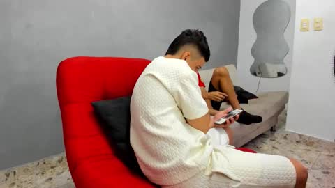 Snapshot of magnificent_star18 chatting on 09-20-25, 09:27 RONALD online show from 09-20-25, 09:27