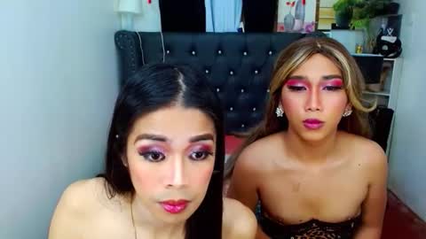 BELLA AND HANA online show from 11-16-25, 02:33