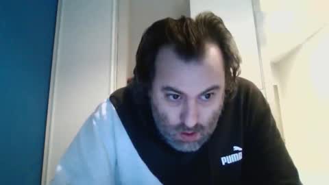 Snapshot of maguitoffff chatting on 01-12-26, 08:19 maguitoffff online show from 01-12-26, 08:19