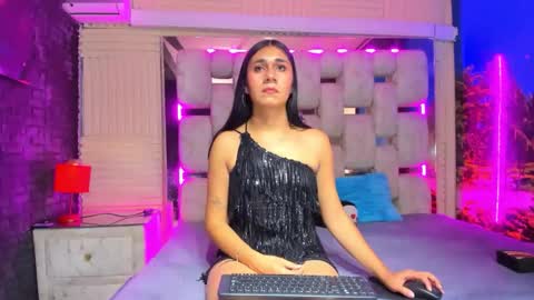 Snapshot of mahiara_hot chatting on 05-09-26, 01:05 mahiara hot online show from 05-09-26, 01:05