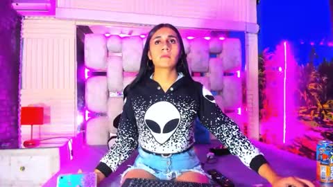 Snapshot of mahiara_hot chatting on 05-11-26, 03:01 mahiara hot online show from 05-11-26, 03:01