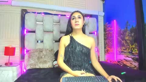 Snapshot of mahiara_hot chatting on 05-27-26, 02:25 mahiara hot online show from 05-27-26, 02:25