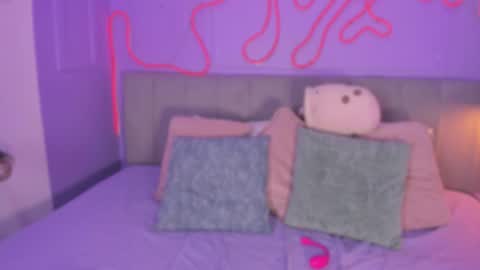 Mai online show from 11-24-25, 07:24