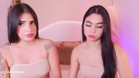 MAIA  LIA  online show from 09-10-25, 08:20