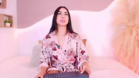 Snapshot of maia_lia_ chatting on 03-10-26, 12:15 MAIA LIA online show from 03-10-26, 12:15