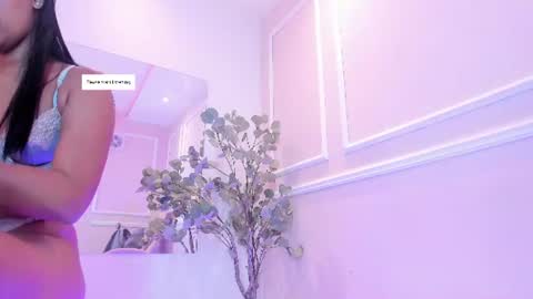 Snapshot of maia_lion chatting on 07-11-26, 10:40 Maia online show from 07-11-26, 10:40
